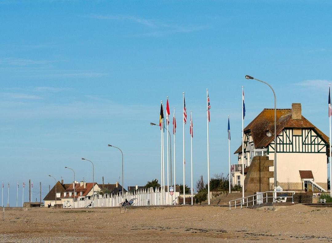 Lamaisonnette 500M Plage Juno Beach Bernières-sur-Mer Exterior foto